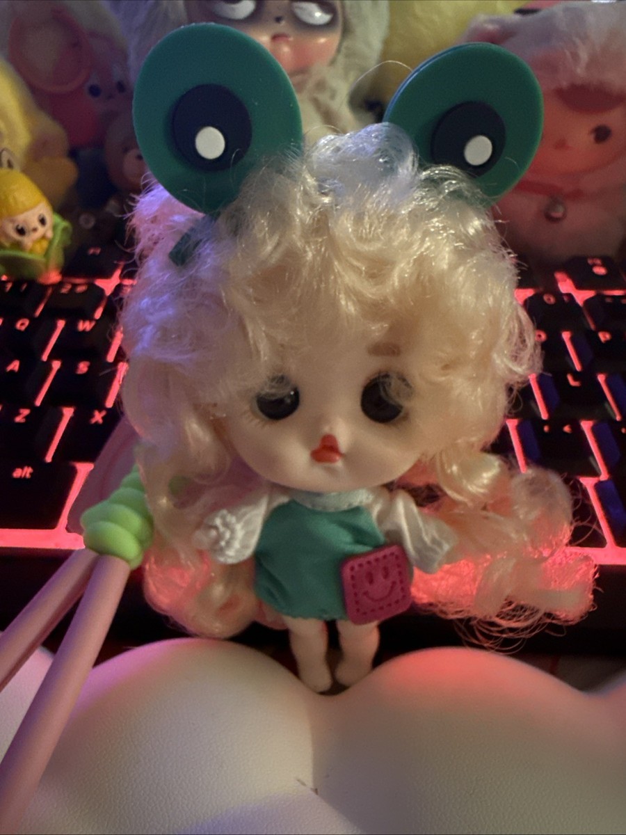 Loli Doll 3inch Figure | eBay