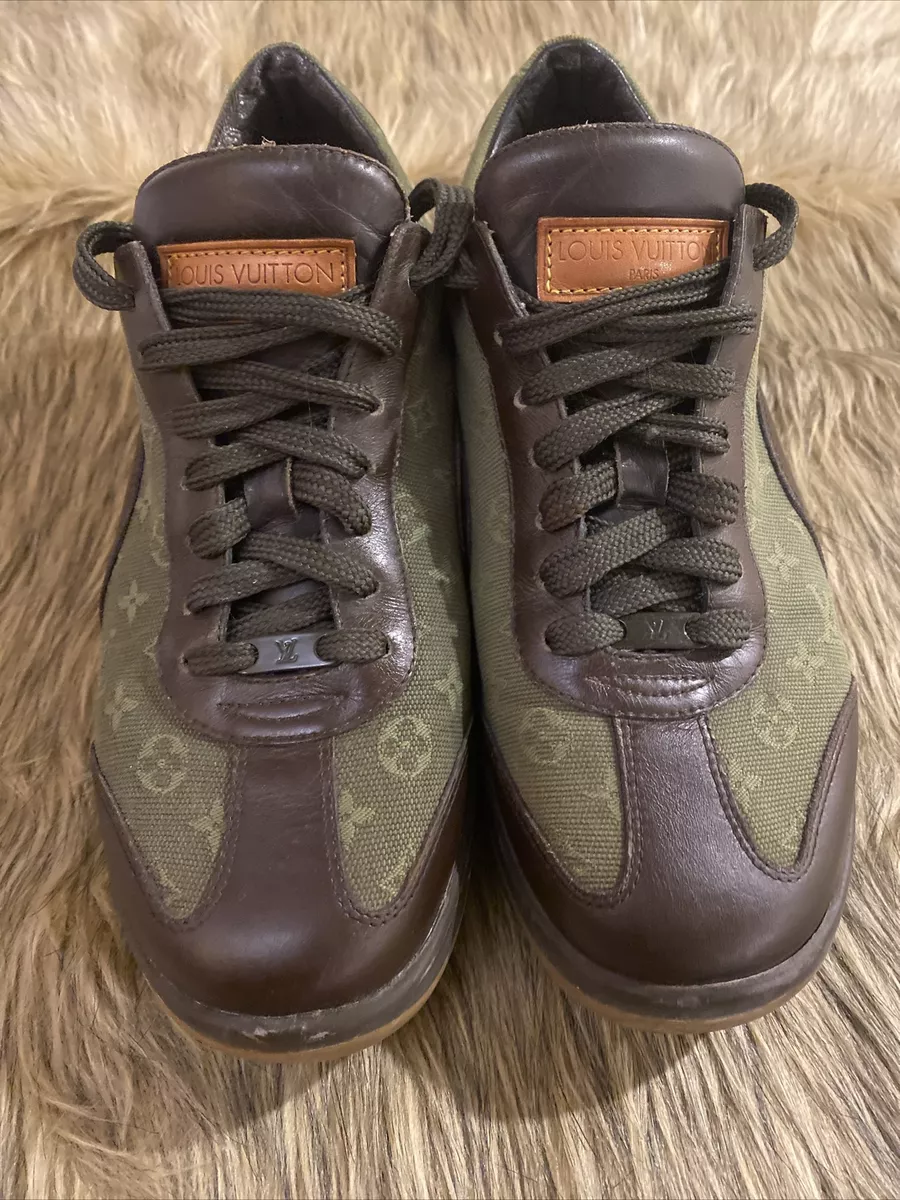 LOUIS VUITTON: Leather/Canvas & Olive Green "LV" Logo,  Sneakers size 37