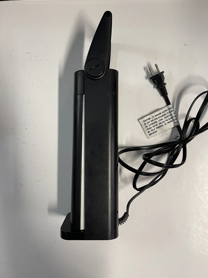 Ott-Lite TrueColor 13W Plegable Ajustable Luz de Tarea Bombilla de Bajo Deslumbramiento No Incluida Foto 4 de 4