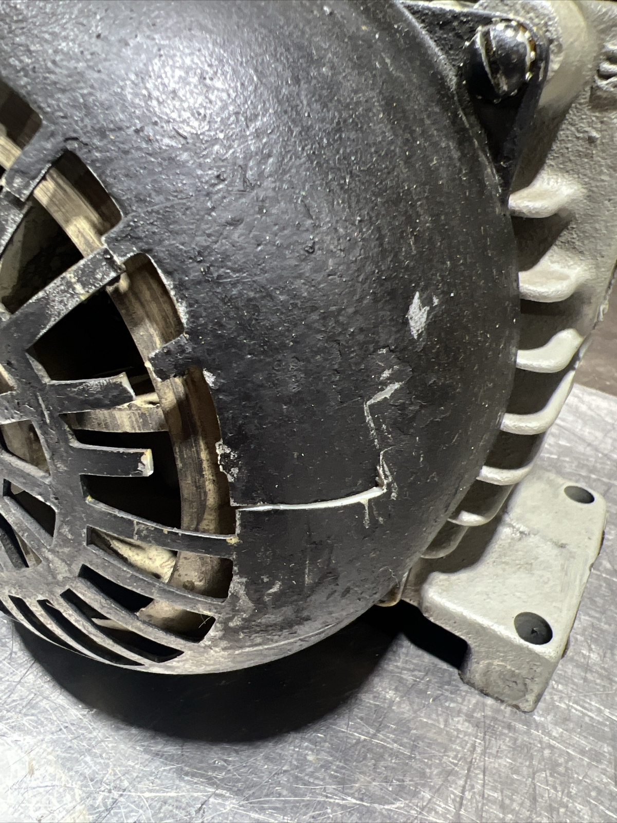 Gast 2565V2A Vacuum Pump Used Surplus. Item ID 1 eBay