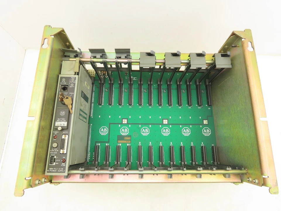 Allen Bradley 1771-A3B chassi PLC de E/S 12 slots com fonte de alimentação 1772-LXP - Imagem 4 de 4