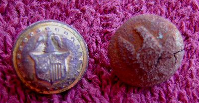 DUG NY STAFF OFFICER & EAGLE SHIELD CUFF BUTTONS (PORT HUDSON)