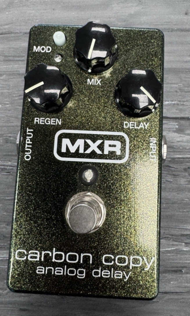 MXR Carbon Copy Analog Delay Guitar Effects Pedal TESTED AND WORKING