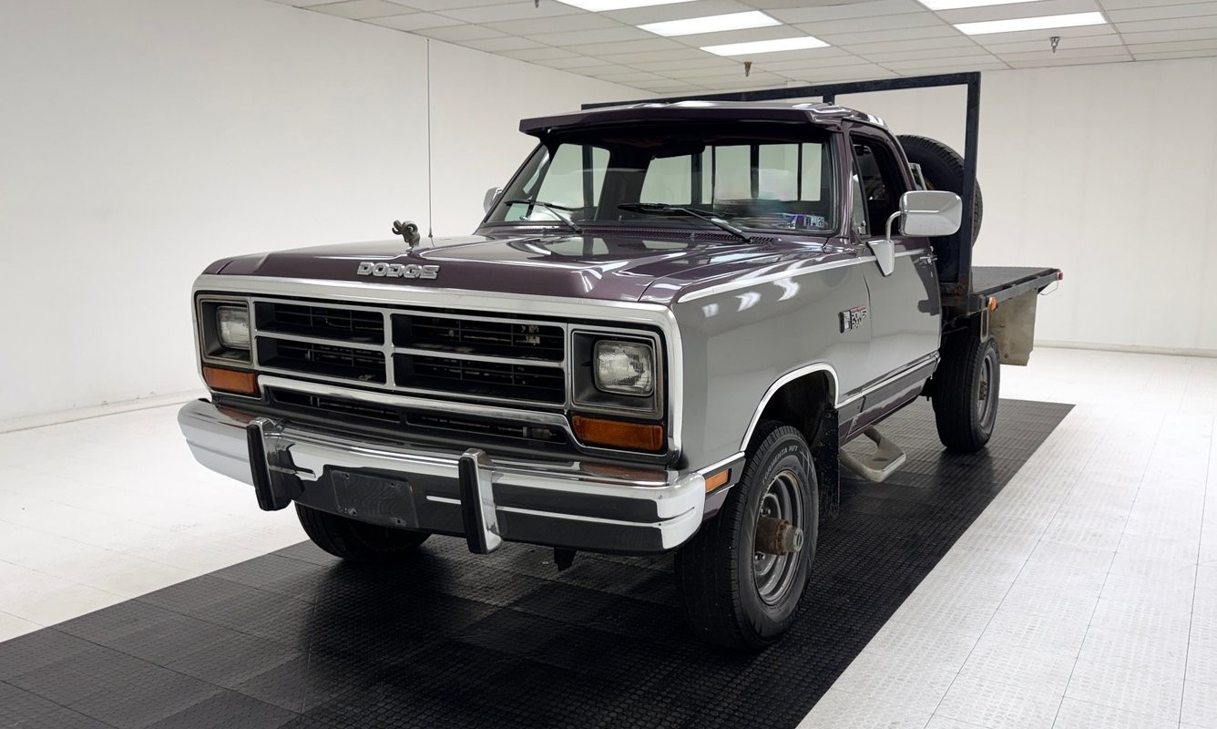 1989 Dodge W-Series LE 4x4 Flatbed Pickup