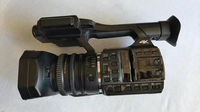Panasonic HC-X1000 Camcorder 4K Profi-Camcorder inkl. Audio Paket - Bild 1 von 4