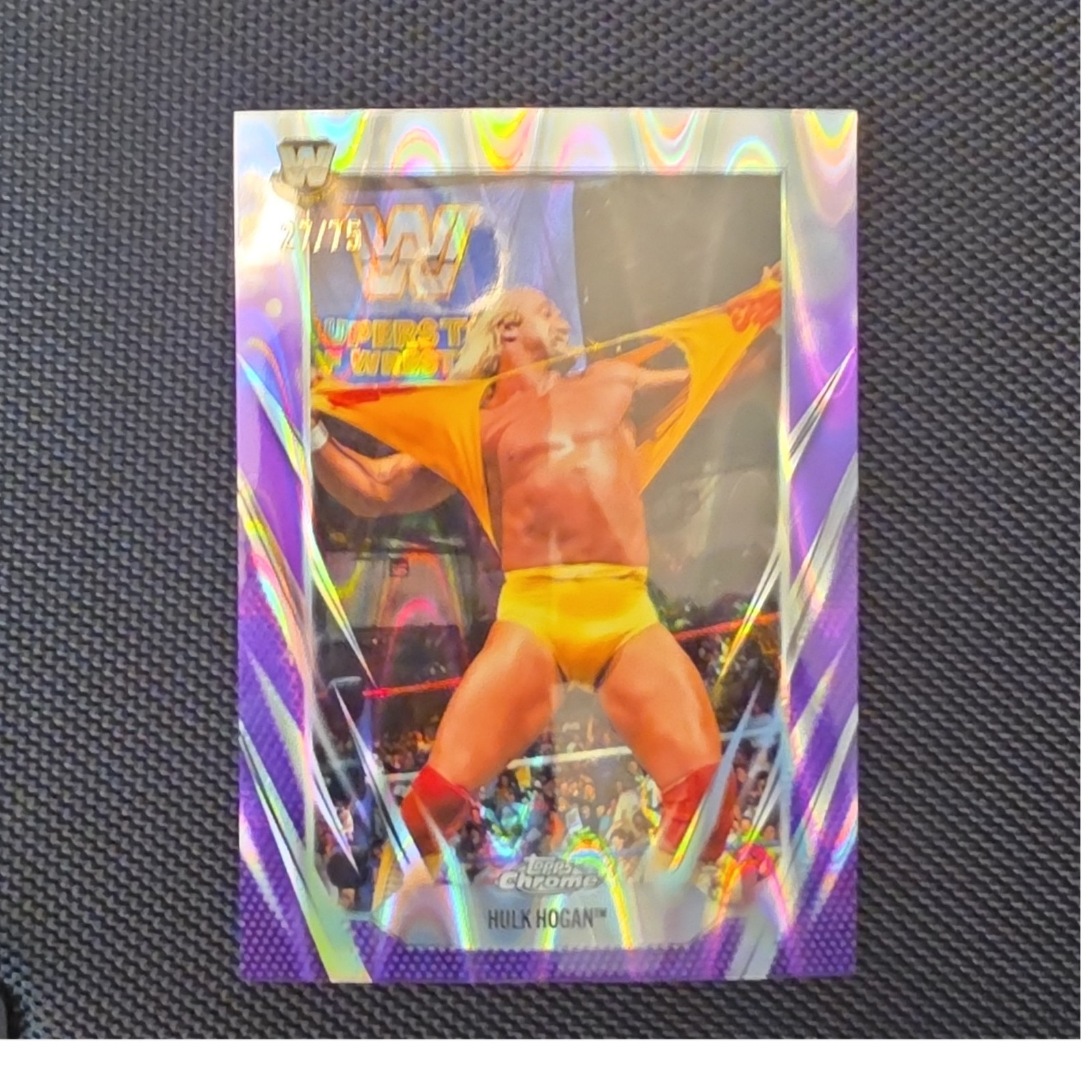 2026 Topps Chrome WWE Hulk Hogan PURPLE RAYWAVE REFRACTOR /75 #25 LEGENDS