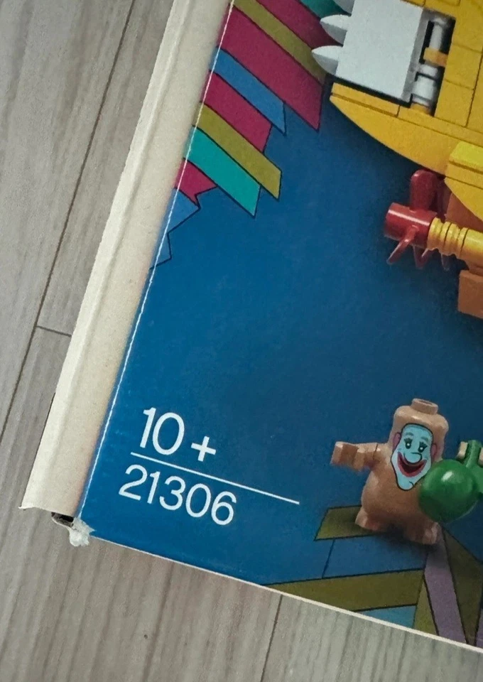 Lego Ideas 21306 The Beatles Yellow Submarine Retired Set New Factory Sealed Box - Image 3 of 4