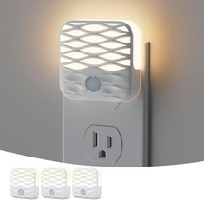 Night Lights Plug In Dusk to Dawn Soft Warm Nightlight