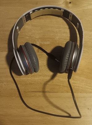 Monster Beats by Dre Solo HD Wired On-Ear WHITE Headphones