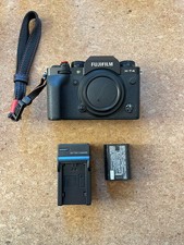 Fujifilm X-T4 26.1MP Mirrorless Digital Camera - Black Body Only -95 NEW