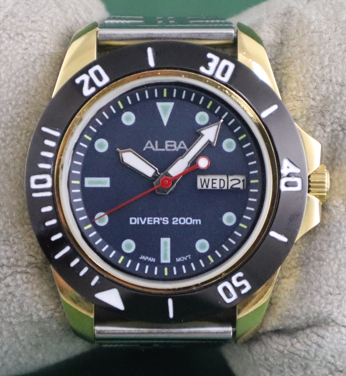 ALBA Diver Men Automatic Rotating Bezel Blue Dial Day/Date GP Case