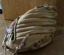 WILSON A9822 12" Leather Baseball Softball Glove LHT Dual Hinge Nice Worn IN