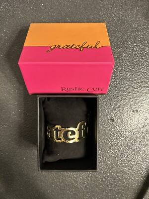 Beautiful Rustic Cuff signed word ''Grateful'' cuff bracelet Gold tone