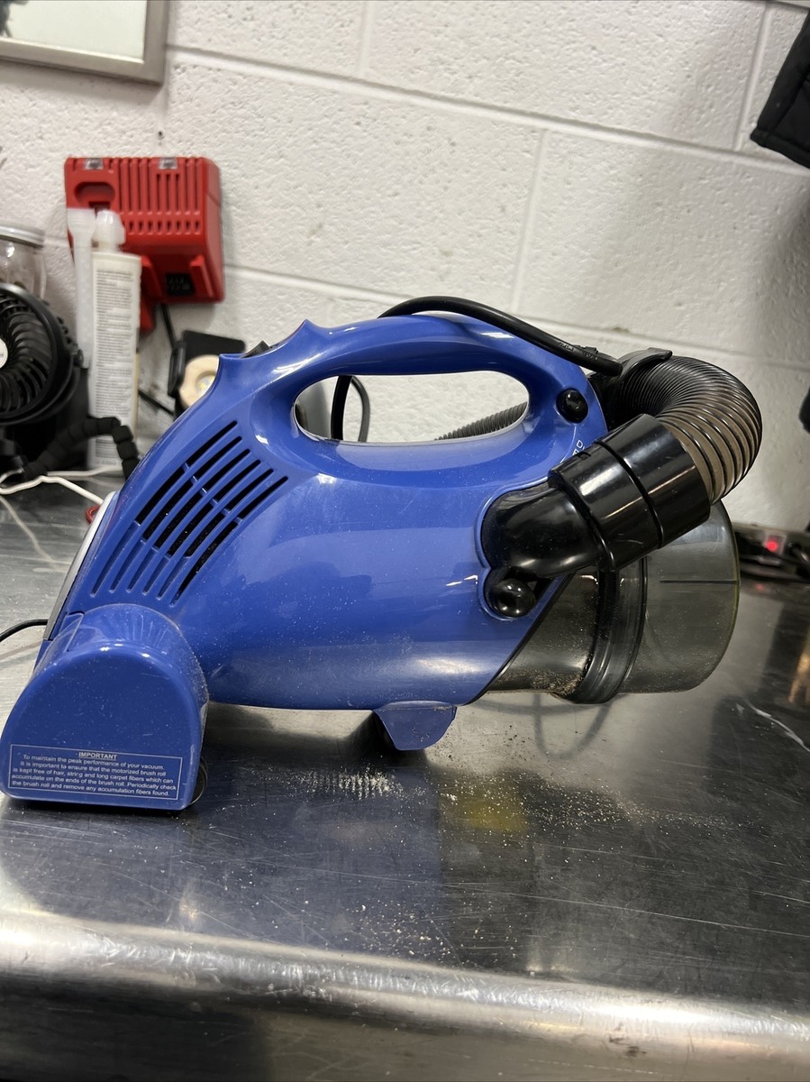 Shark V15Z Bagless Cyclonic Hand Vacuum Cleaner Blue - Works Great