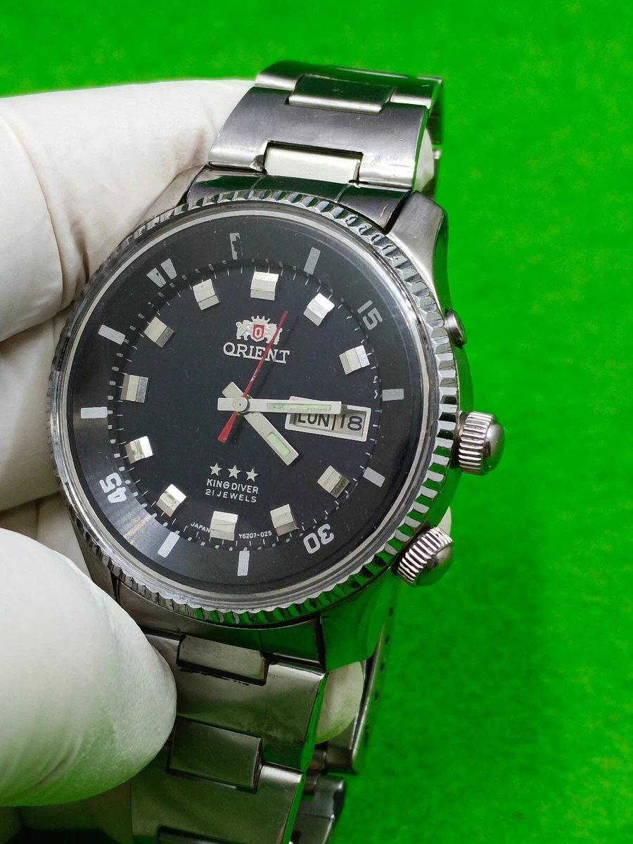 Orient KING DIVER Watch 21 JEWELS Automatic Day / Date Indicator