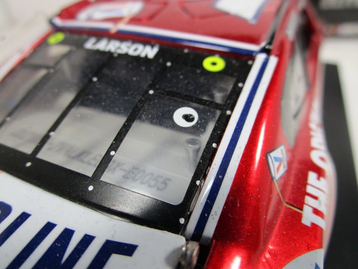 Lionel Racing Elite 1:24 - Kyle Larson #5 Valvoline Bristol Raced Win 2021 - Chevrolet Camaro