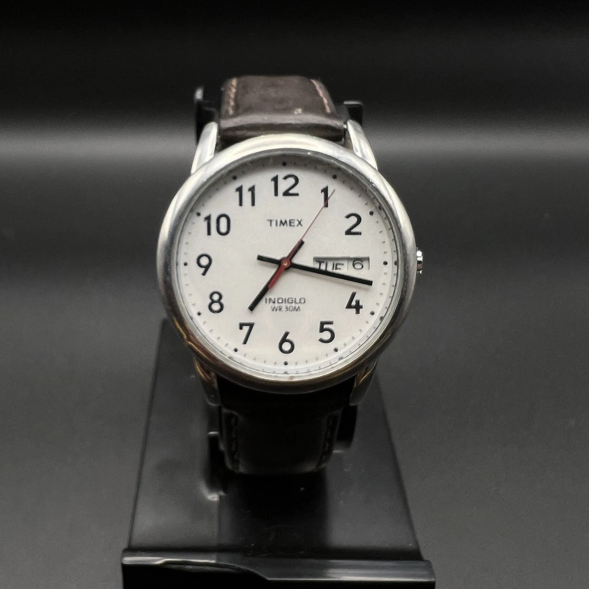 Timex Easy Reader Men's Brown Leather Watch TW2V68700 – 38mm Silver Case, Indiglo, Date Display, Quartz
