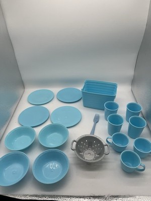 Step 2 Pretend Play Kitchen Replacement Blue Plates bowls cups colander