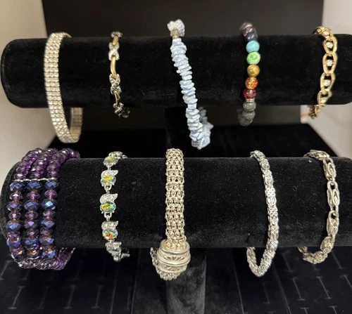 Costume Jewelry Bracelets Lot Of 10 Vintage 2 Recent Silver Tones Gold Tones Ect