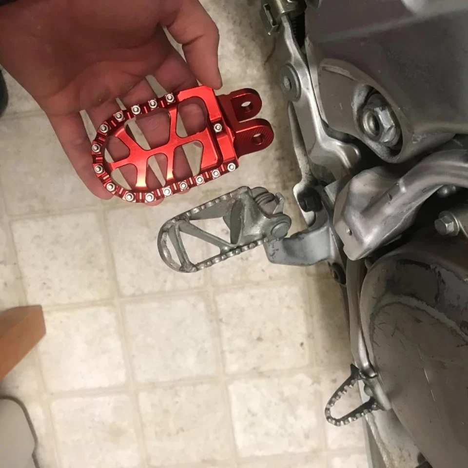 Footrest Footpegs Rest Pedal For Honda CRF1000L DCT 2016 2017 CRF230L 2008 2009 Foto 2 de 4