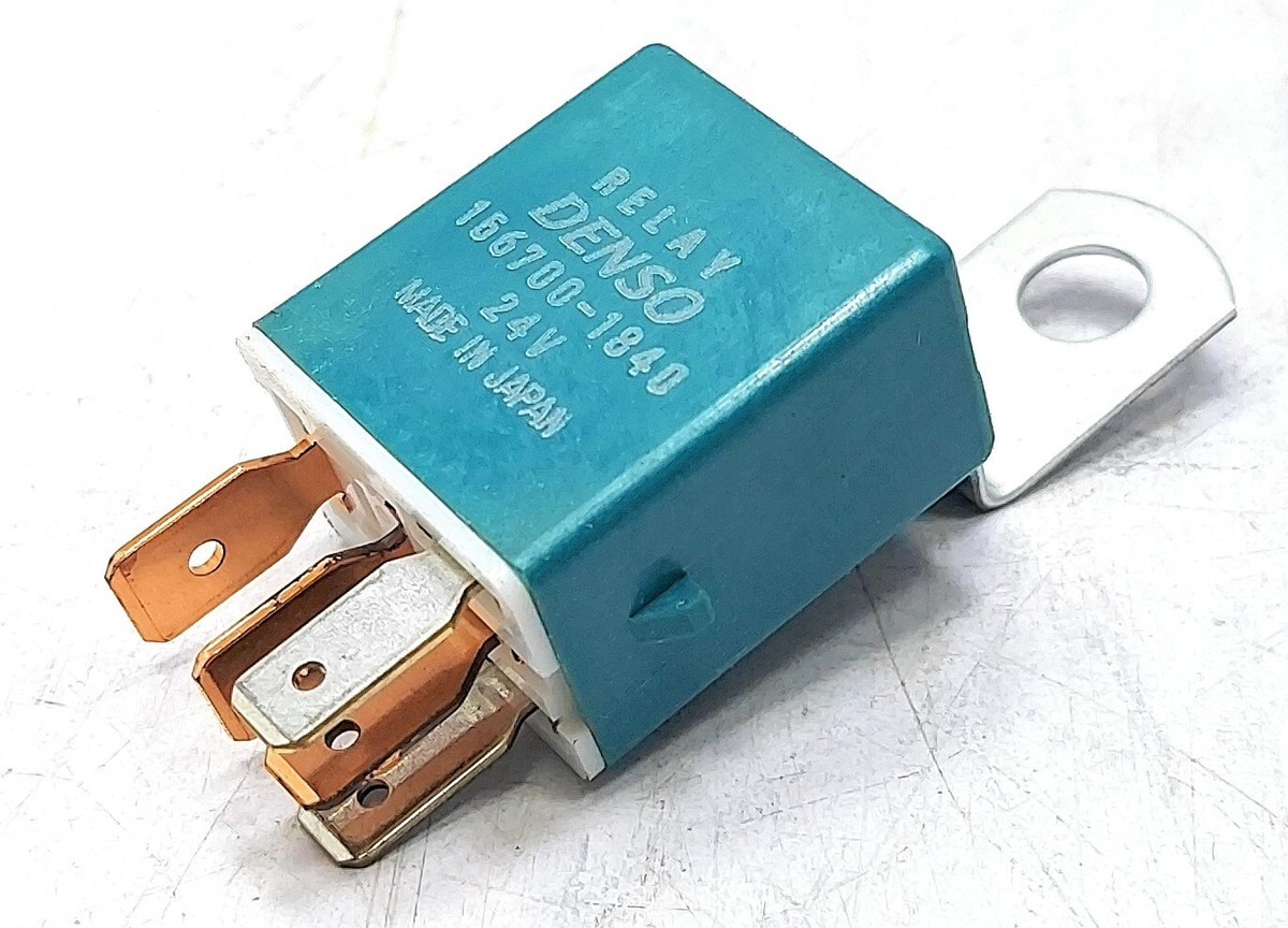◆ Happy Lucky s-l1200.jpg