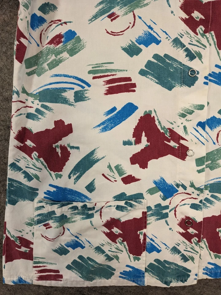 Medline Scrub Top Women Small Blue Red Green Print Snap Front Pockets - Image 3 of 4