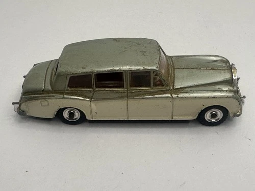Vintage Dinky Toys 198 Rolls Royce Phantom V 1960’s