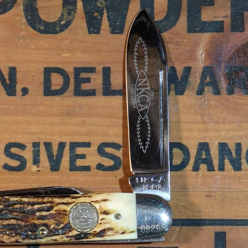 Vintage 1981 NKCA Queen Cutlery USA #03595 Stag 2 Blade Cigar Pocket Knife - Image 2 of 4