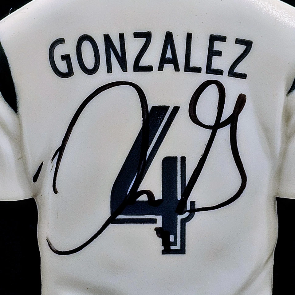 LA GALAXY MINI LOCKER SERIES OMAR GONZALEZ  FUTBOL SOCCER signed autographed - Image 4 of 4