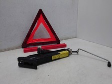 Mercedes-Benz ML W164 2007 Wagenheber A1645800018 TAU4909 Mercedes-Benz ML W164 2007 Wagenheber A1645800018 TAU4909