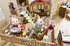 Calico Critters Family Red Roof Country Home Lot of 220 Pieces Furniture & Decor