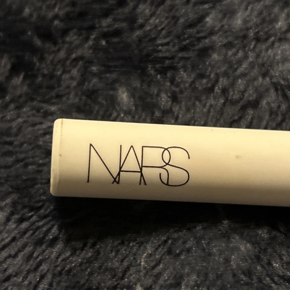 Nars Smudge proof Eyeshadow Base .09 Travel Size New Original Authentic Rare - Image 2 of 4