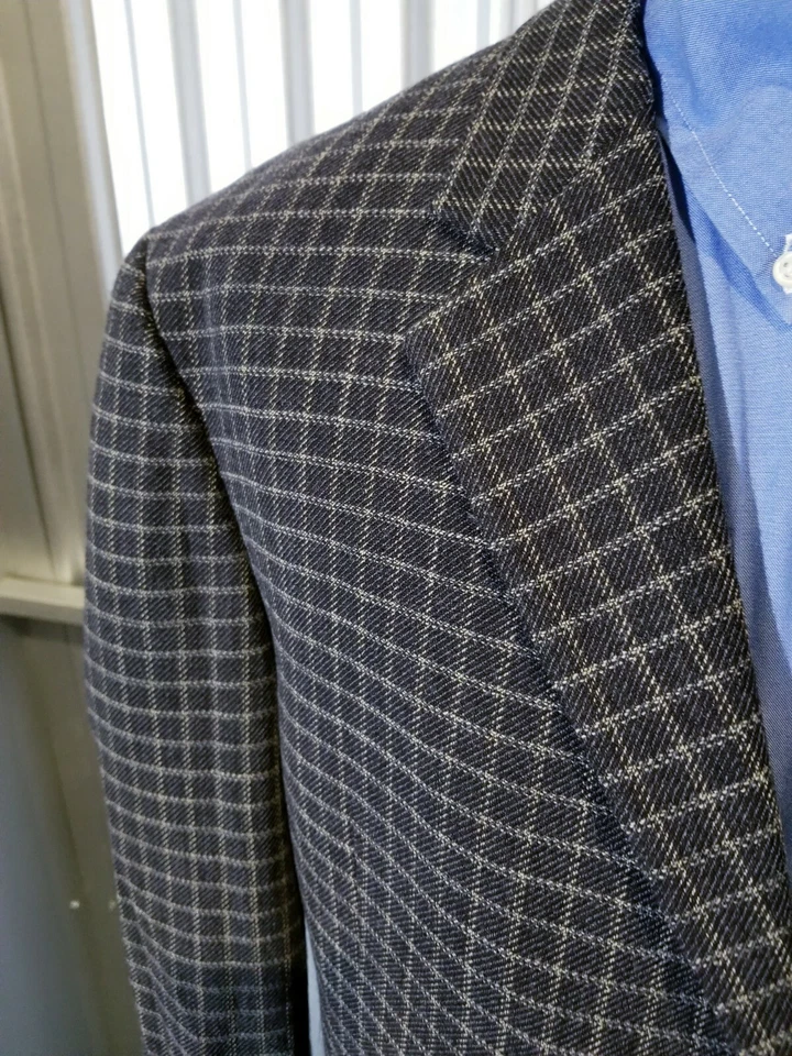 Chaqueta Blazer Abrigo Deportivo Tweed Elastizado Marrón Cuadros Armani Collezioni 54 44R De Colección Foto 3 de 4