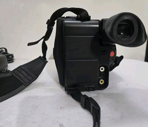 RCA Small Wonder Playback Camcorder CC636 VTG 1996 NOT TESTED - PARTS ONLY - Picture 8 of 15