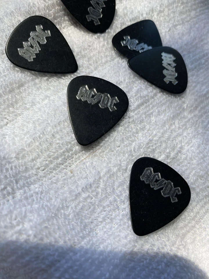 AC/DC Guitar Picks 5 Picks For $8 Lowest Price On eBay For The Real Deal Gear!!! - Image 2 of 4