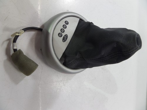 Mini Cooper Auto Shift Boot R53 OEM Small Tear - Picture 2 of 11