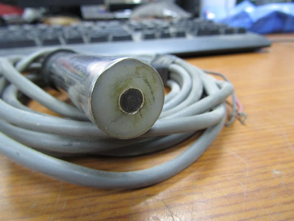 💥RED LION CONTROLS PROXIMITY SENSOR 10 FT 3 WIRE PSAC0000 - Image 3 of 3