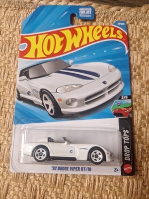 Hot Wheels 2026 Mainline Treasure Hunt Drop Tops '92 Dodge Viper RT/10 White #29