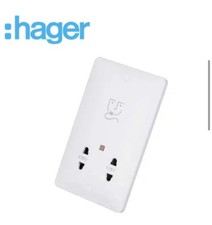 Hager Sollysta 115 / 230V Dual Voltage Shaver Socket White