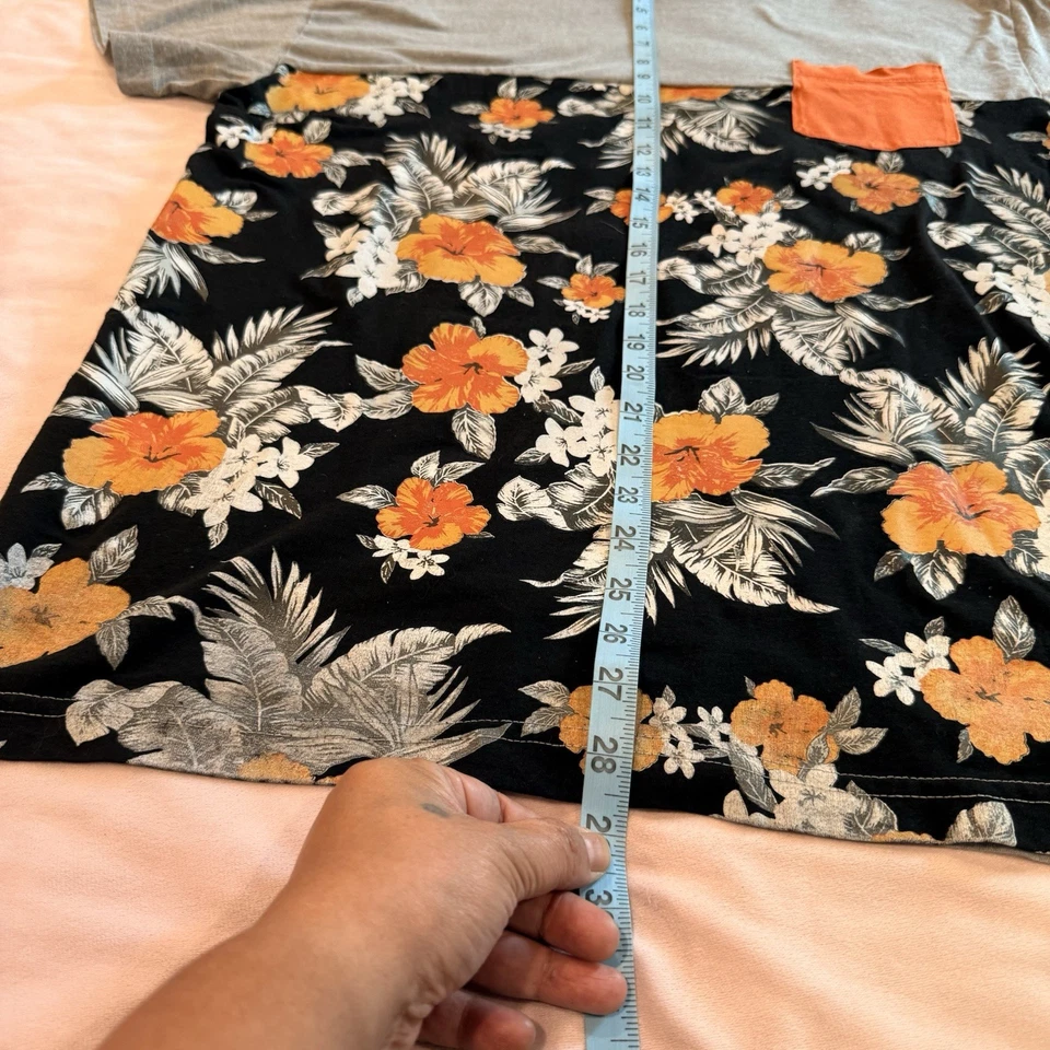 Camiseta Fresh Laundry Hombre Colorblock Floral Bolsillo Gris Negra Talla Grande Foto 4 de 4