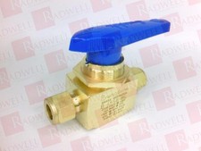 SWAGELOK B-45S8-BL / B45S8BL (NEW IN BOX)