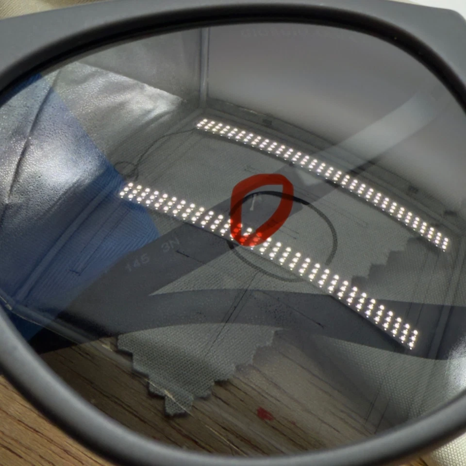 Gafas de sol Georgio Armani AR8118 5001/87 negro mate lentes grises Foto 3 de 4