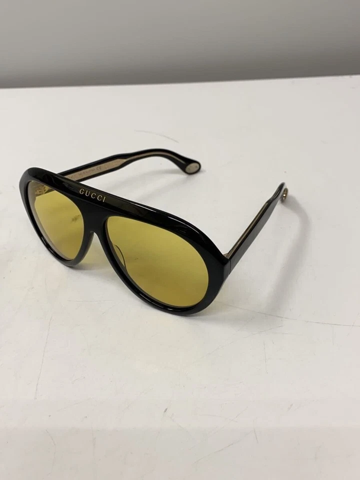 Gafas de sol GUCCI Wellington, negras y amarillas, GG0479S Foto 2 de 4