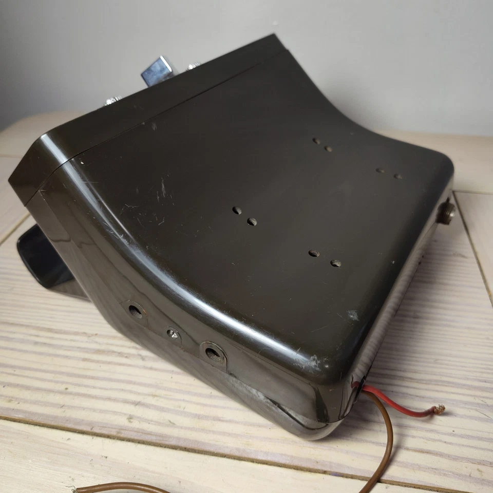 Vtg Realistic CB-Fone 23 TRC-56 Citizens Band Transceiver No Handset UNTESTED - Image 4 of 4