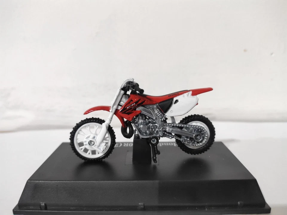 NEWRAY Honda 250R CRF 2006 Model 1:32 scale - Image 4 of 4