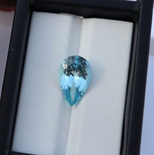 5 Carat 15.8x10.2x6.8 MM Untreated Natural Blue Aquamarine Pear Cut Gemstone - 第 1/10 張圖片