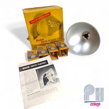 Collectible VINTAGE KODAK Photo Flasher Kit w/ bulbs and original box read desc