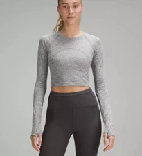 Swiftly Tech Cropped Long-Sleeve Shirt 2.0 in Grey
