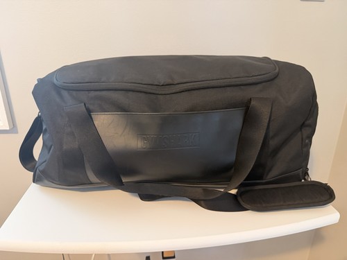 Gymshark Duffel Bag Medium Everyday Gym Bag Black Lightweight Workout Sports