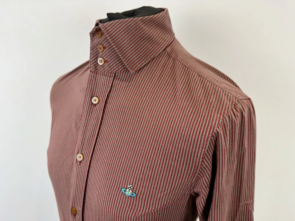 Camisa Inteligente Vivienne Westwood RAYAS ROJAS KRALL 3 BOTONES Talla Pequeña S Foto 4 de 4